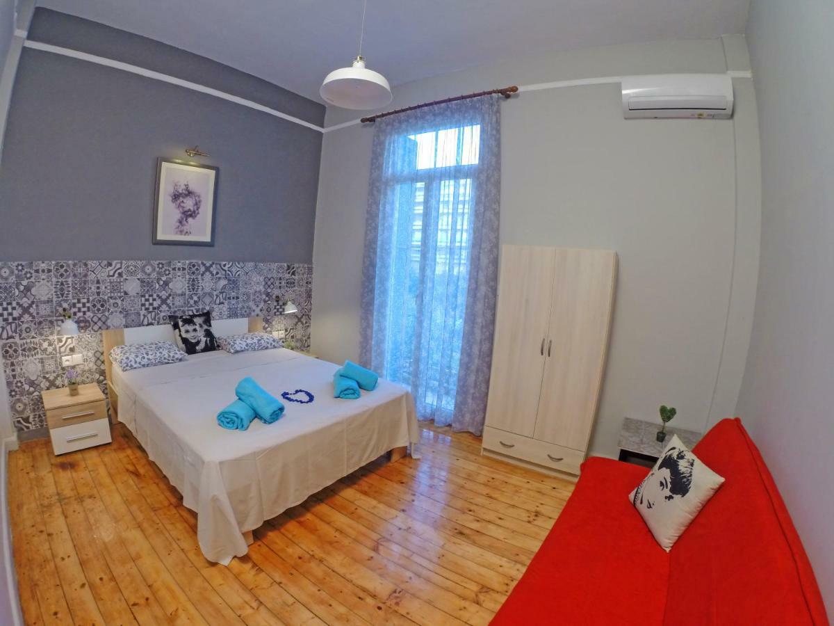 360 View Apartment *